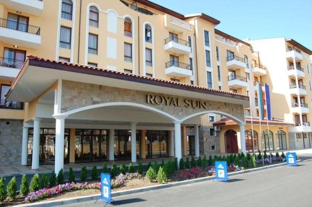 Holiday Apartcomplex Royal Sun Slântsjev Brjag Eksteriør bilde