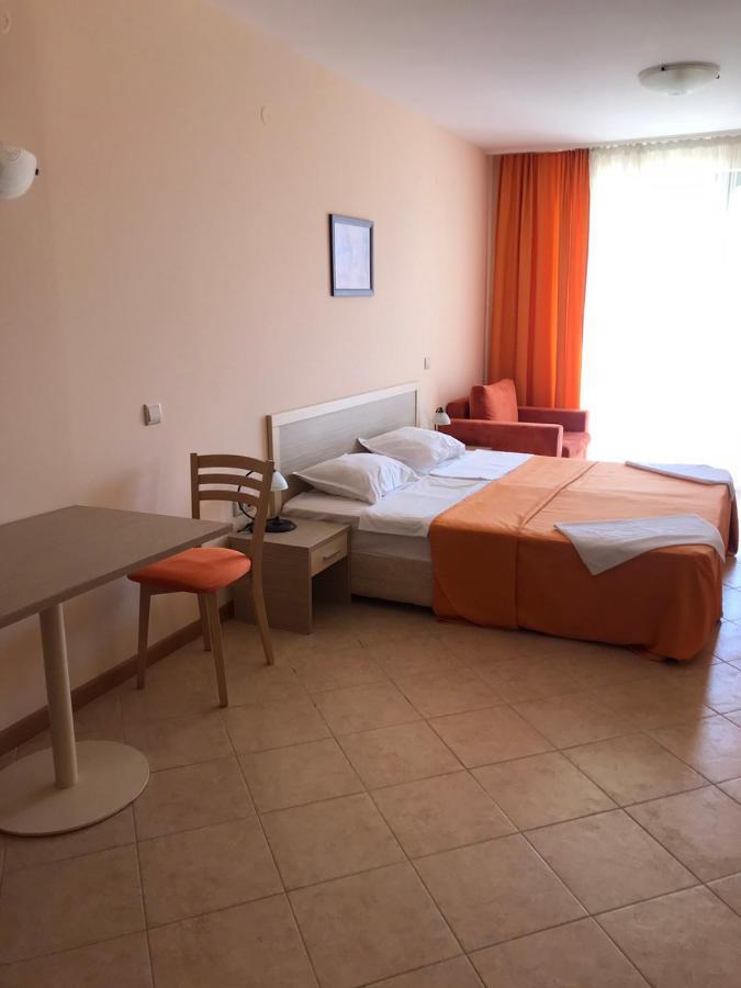 Holiday Apartcomplex Royal Sun Slântsjev Brjag Eksteriør bilde