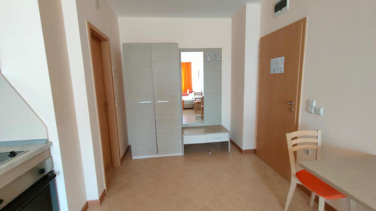 Holiday Apartcomplex Royal Sun Slântsjev Brjag Eksteriør bilde